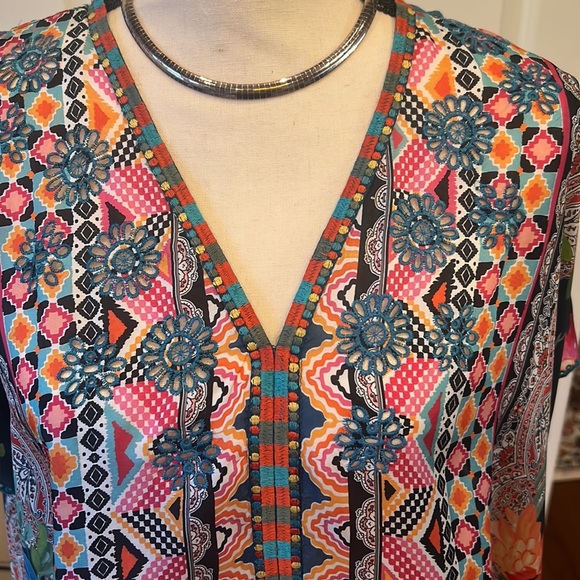 COPY - Johnny Was Silk Tunic - Picture 12 of 15